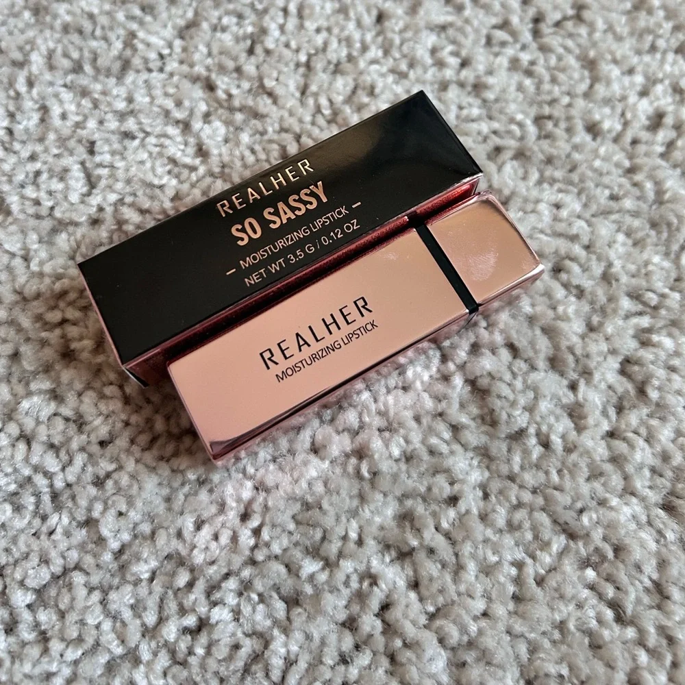 Realher Moisturizing lipstick & too faced lip injection